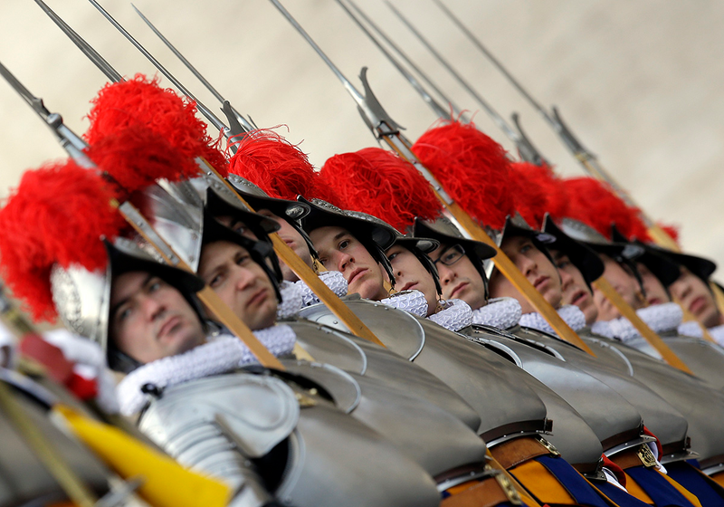 Illustration for article titled The Pope Has A Small But Deadly Army Of Elite Warriors Protecting Him